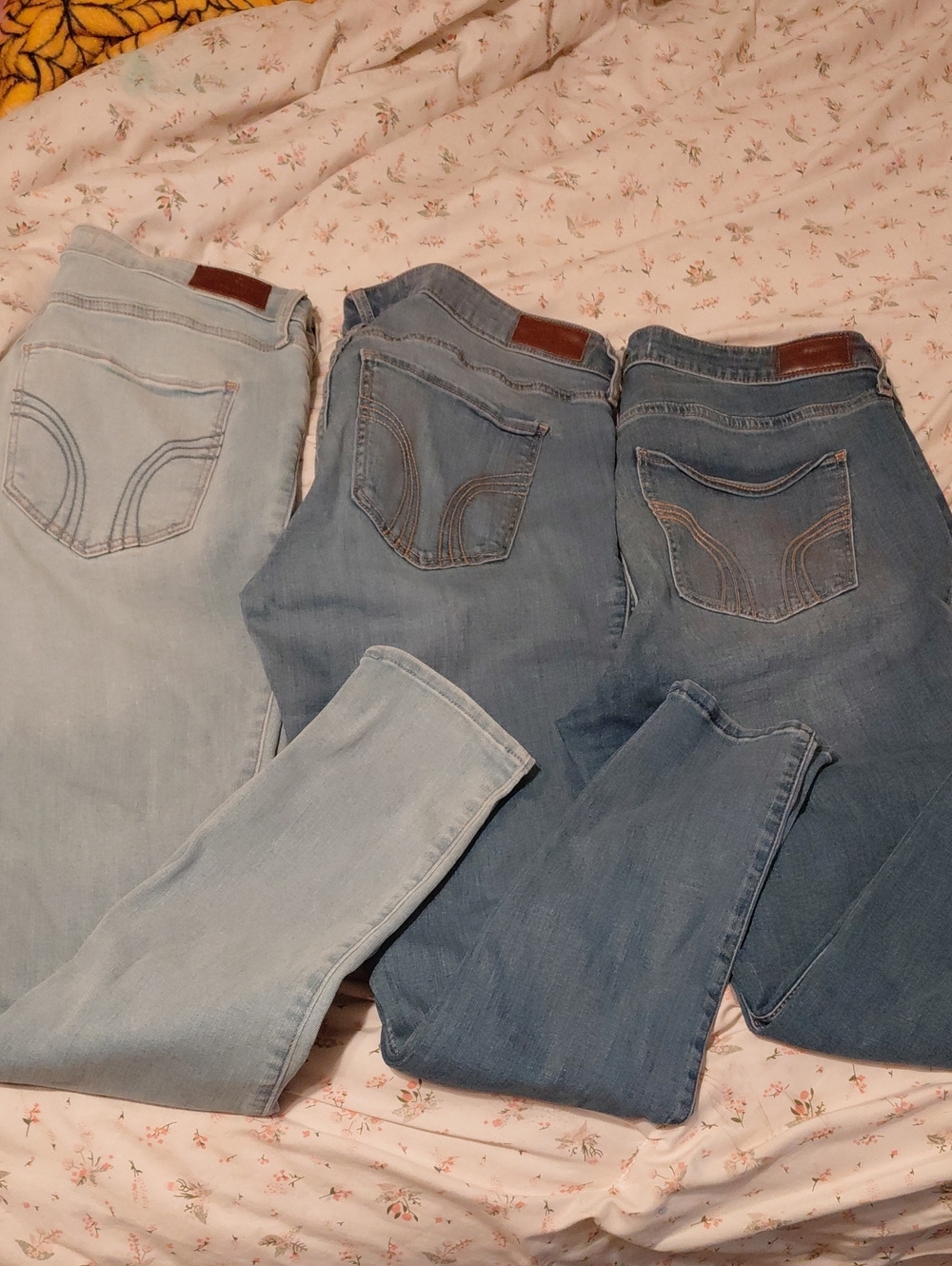 Hollister Women’s Skinny Jeans Trio — Light, Medium & Dark Blue Washes